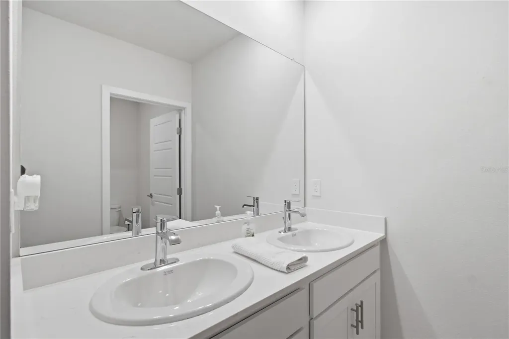 18114 Wheathouse Place Bradenton FL 34211