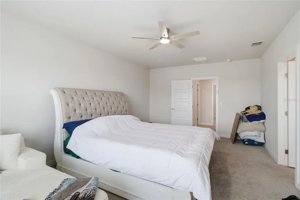 18114 Wheathouse Place Bradenton FL 34211