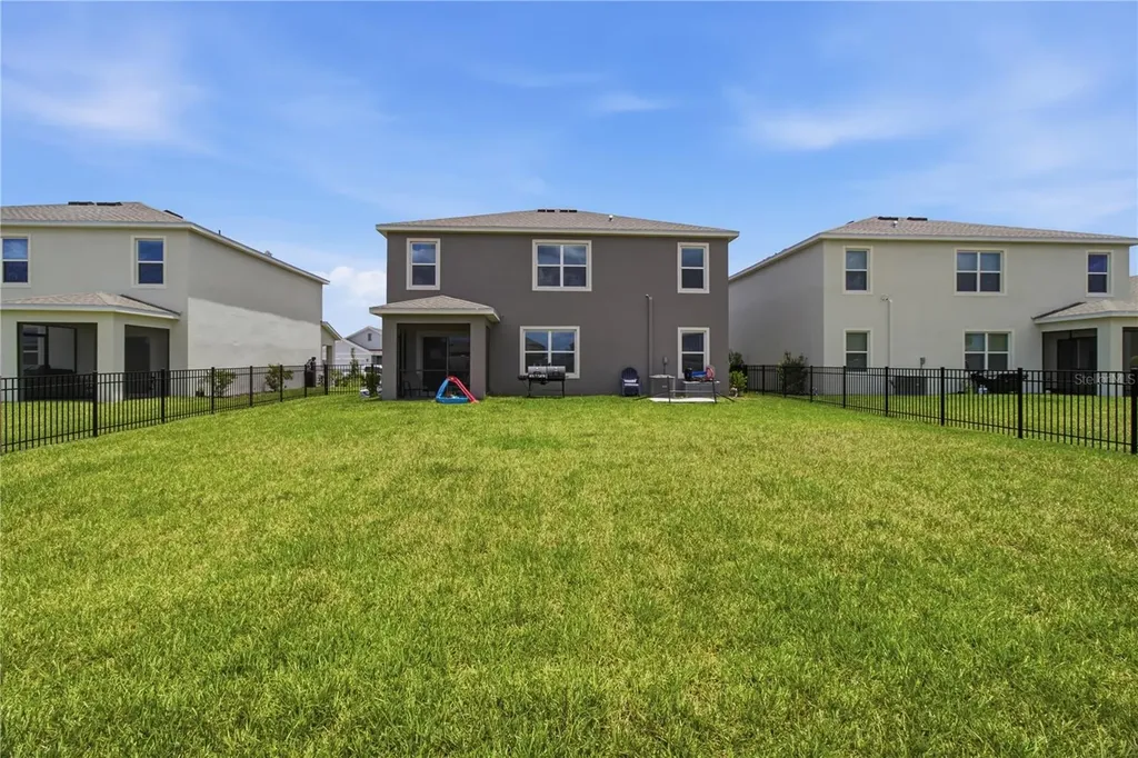 18114 Wheathouse Place Bradenton FL 34211