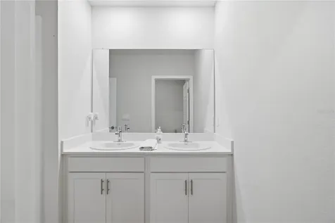 18114 Wheathouse Place Bradenton FL 34211