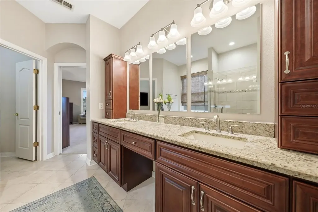 7029 Pine Hollow Drive Mount Dora FL 32757
