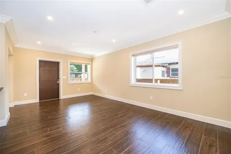 623 Florida Street Orlando FL 32806