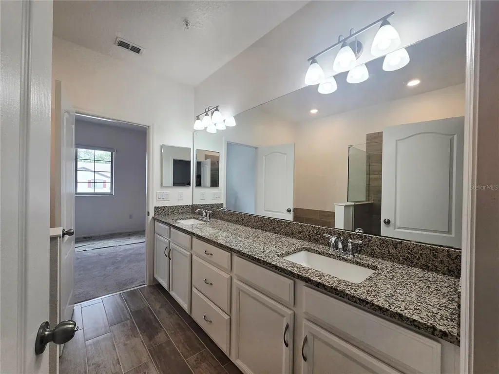 352 Rustic Loop Sanford FL 32771