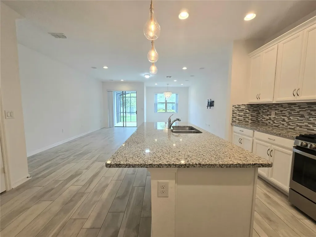 352 Rustic Loop Sanford FL 32771