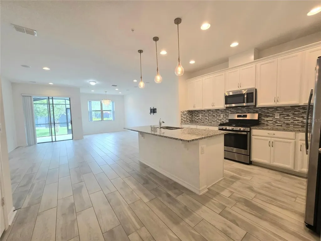 352 Rustic Loop Sanford FL 32771