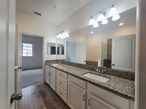 352 Rustic Loop Sanford FL 32771