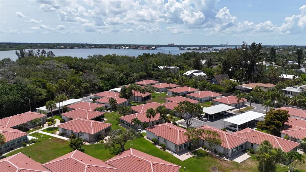 159 Vista Hermosa Circle Sarasota FL 34242