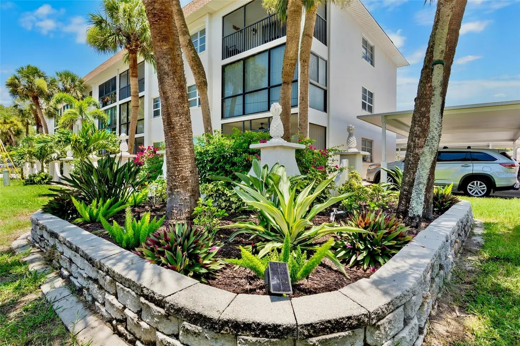 159 Vista Hermosa Circle Sarasota FL 34242