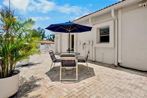 159 Vista Hermosa Circle Sarasota FL 34242