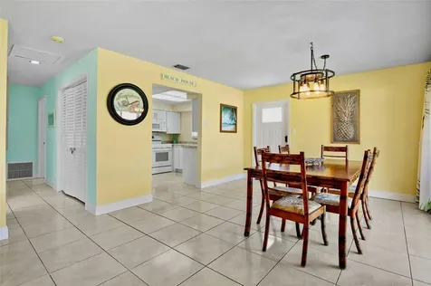 159 Vista Hermosa Circle Sarasota FL 34242