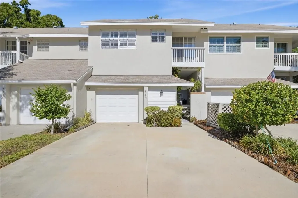 5103 S Jules Verne Court Tampa FL 33611