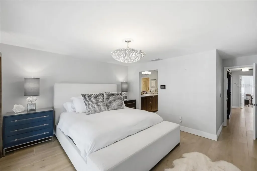 5103 S Jules Verne Court Tampa FL 33611