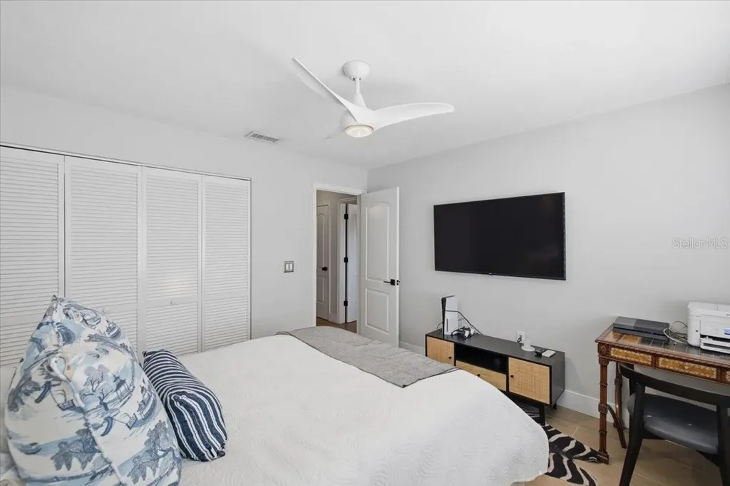 5103 S Jules Verne Court Tampa FL 33611