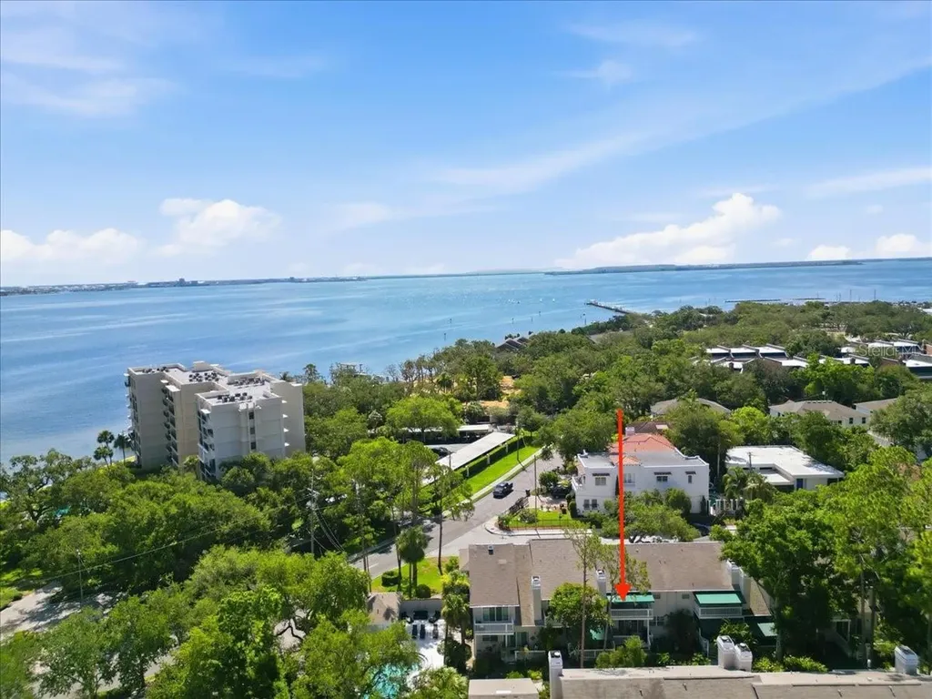 5103 S Jules Verne Court Tampa FL 33611