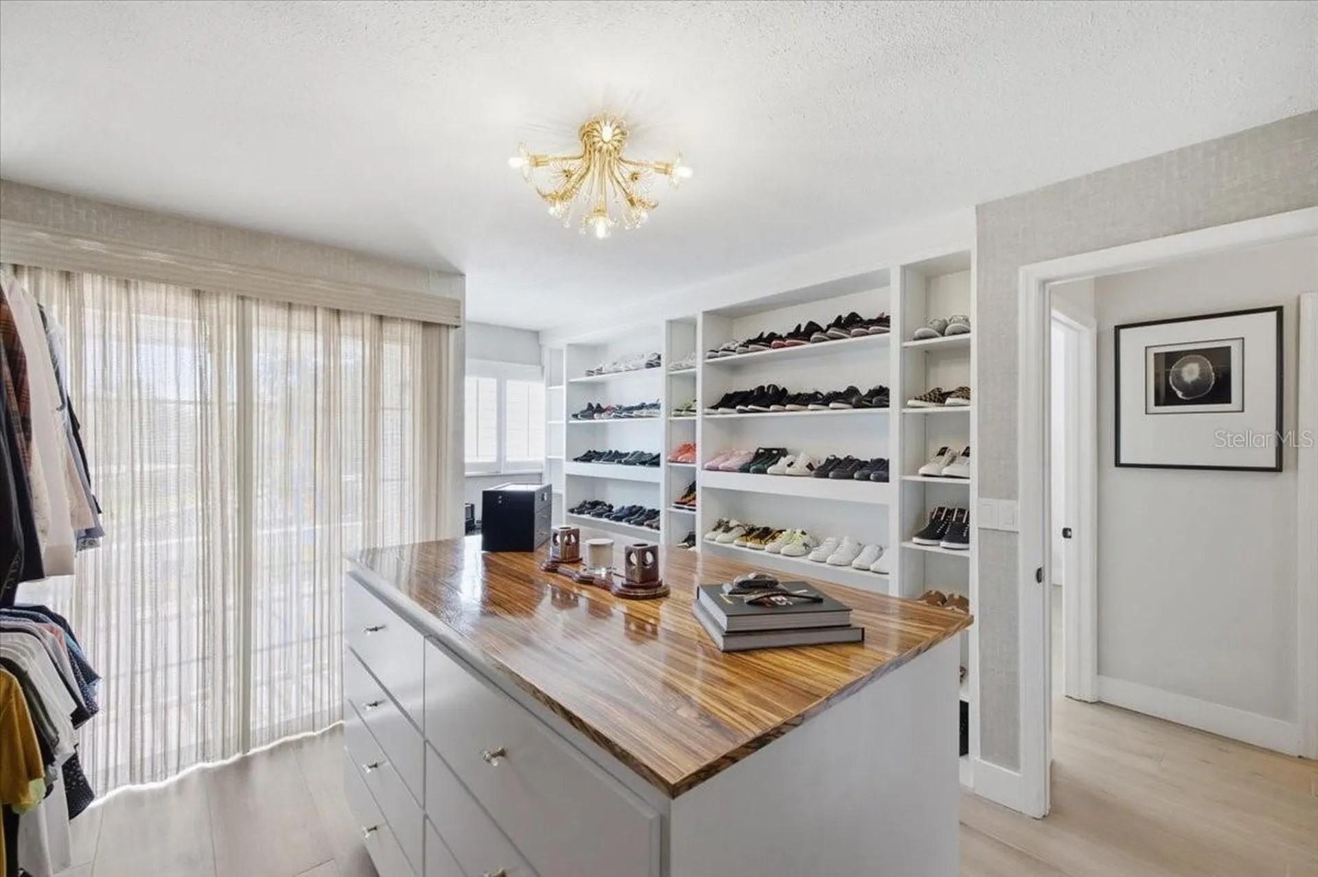 5103 S Jules Verne Court Tampa FL 33611