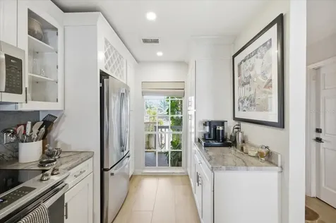 5103 S Jules Verne Court Tampa FL 33611