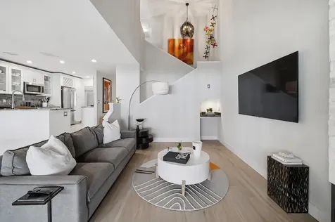 5103 S Jules Verne Court Tampa FL 33611