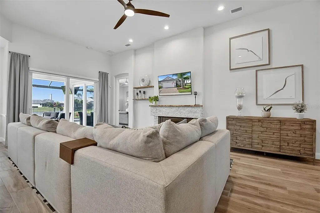 11 Del Palma Drive Palm Coast FL 32137