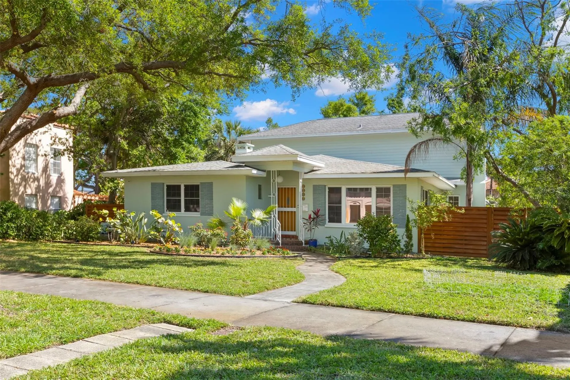 2217 Brevard Road NE St Petersburg FL 33704