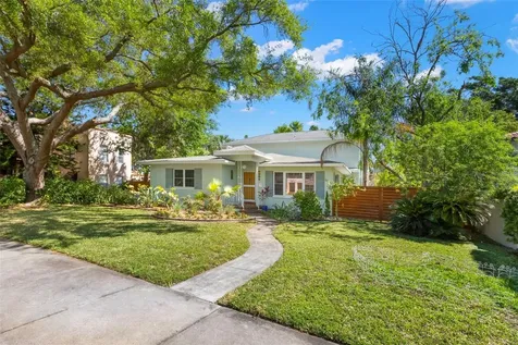 2217 Brevard Road NE St Petersburg FL 33704