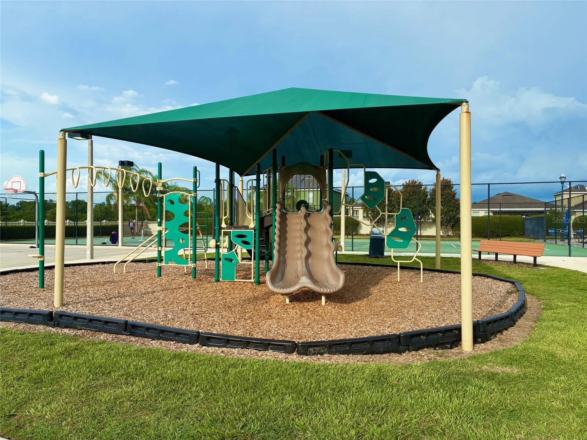 8026 Carriage Pointe Drive Gibsonton FL 33534