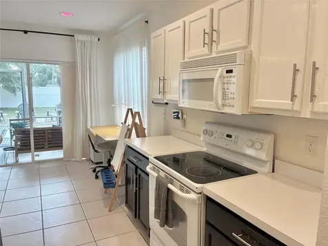 8026 Carriage Pointe Drive Gibsonton FL 33534