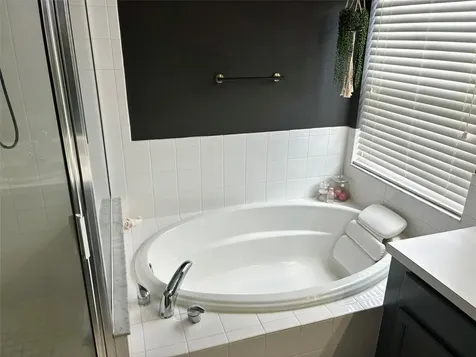 8026 Carriage Pointe Drive Gibsonton FL 33534