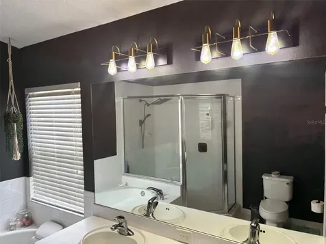 8026 Carriage Pointe Drive Gibsonton FL 33534