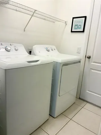 8026 Carriage Pointe Drive Gibsonton FL 33534