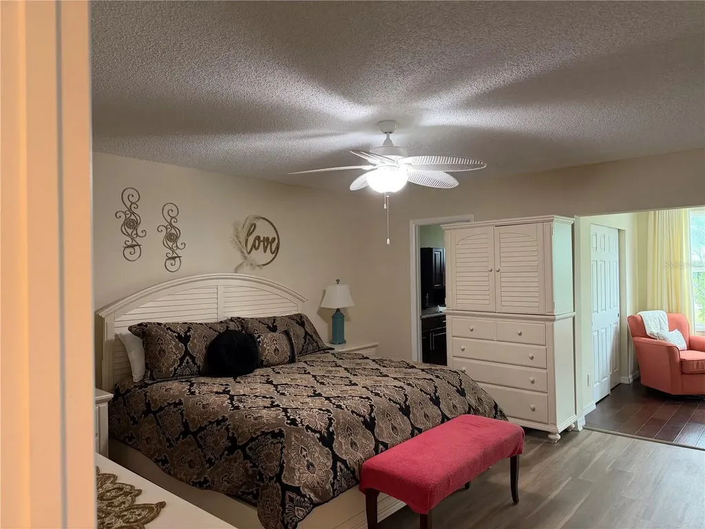 2426 Ecuadorian Way Clearwater FL 33763