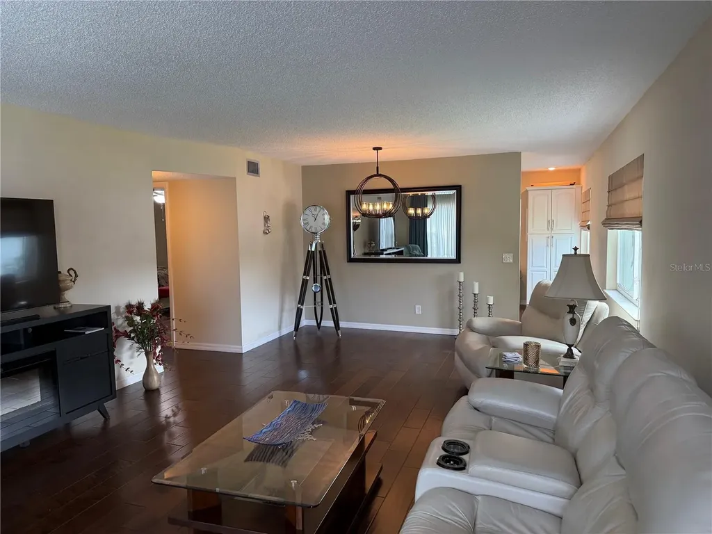 2426 Ecuadorian Way Clearwater FL 33763