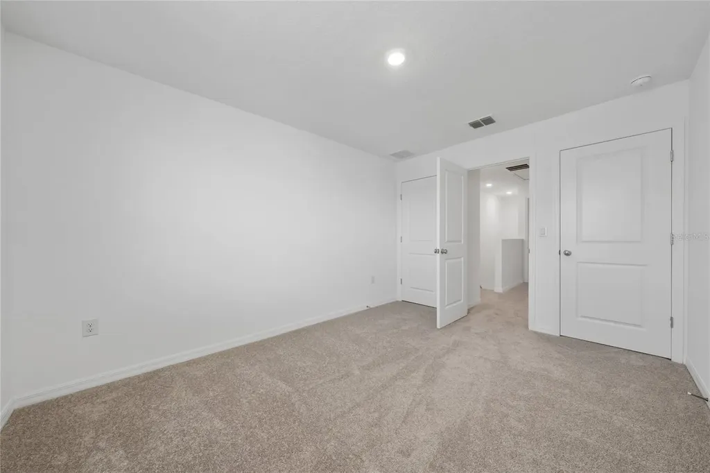 2916 Skyline Loop Kissimmee FL 34758