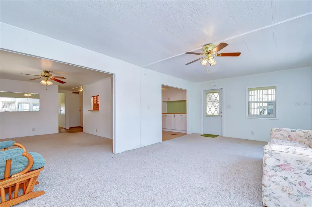 37816 Barcelona Avenue Zephyrhills FL 33541