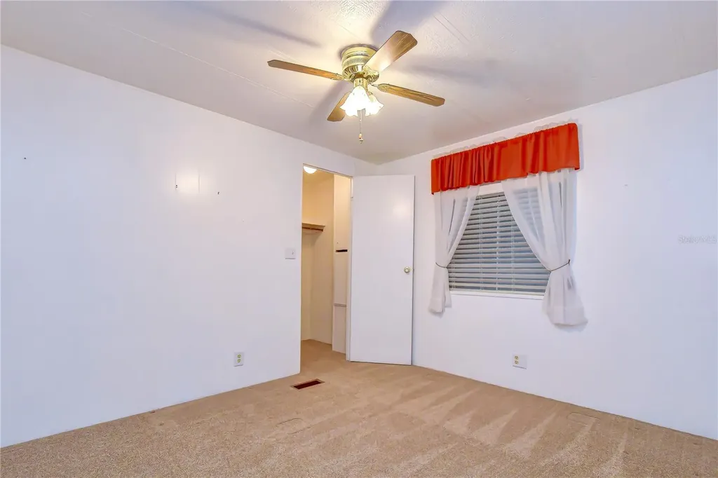 37816 Barcelona Avenue Zephyrhills FL 33541