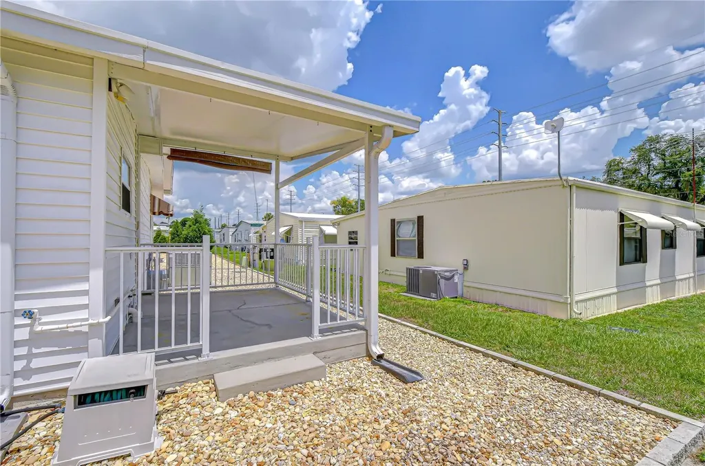 37816 Barcelona Avenue Zephyrhills FL 33541