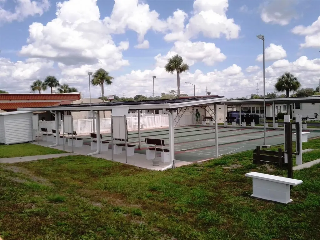 37816 Barcelona Avenue Zephyrhills FL 33541