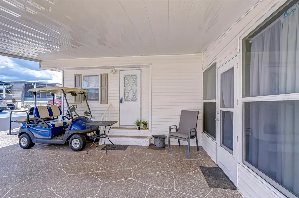 37816 Barcelona Avenue Zephyrhills FL 33541