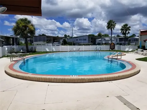 37816 Barcelona Avenue Zephyrhills FL 33541