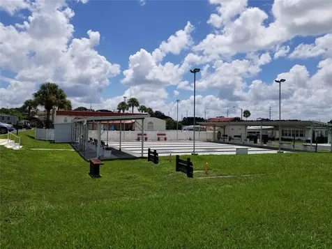 37816 Barcelona Avenue Zephyrhills FL 33541