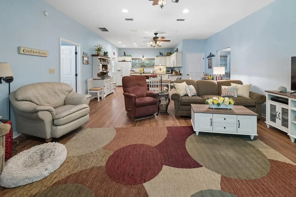 14590 NE 35th Avenue Chiefland FL 32626