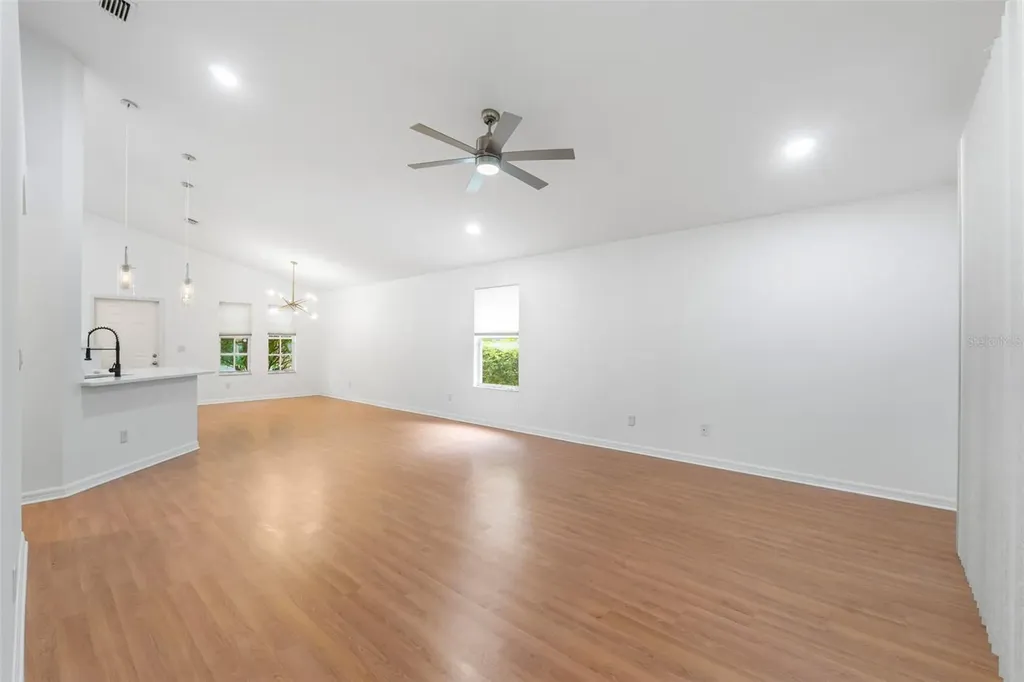 287 Marsh Landing Circle Debary FL 32713