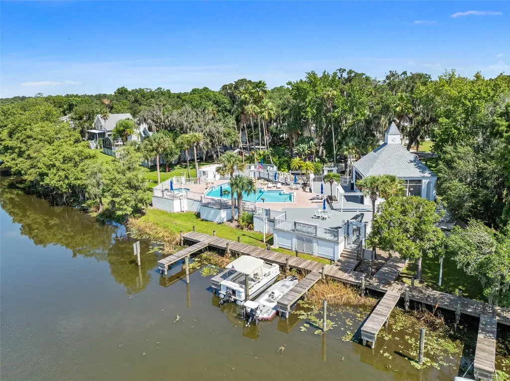 287 Marsh Landing Circle Debary FL 32713