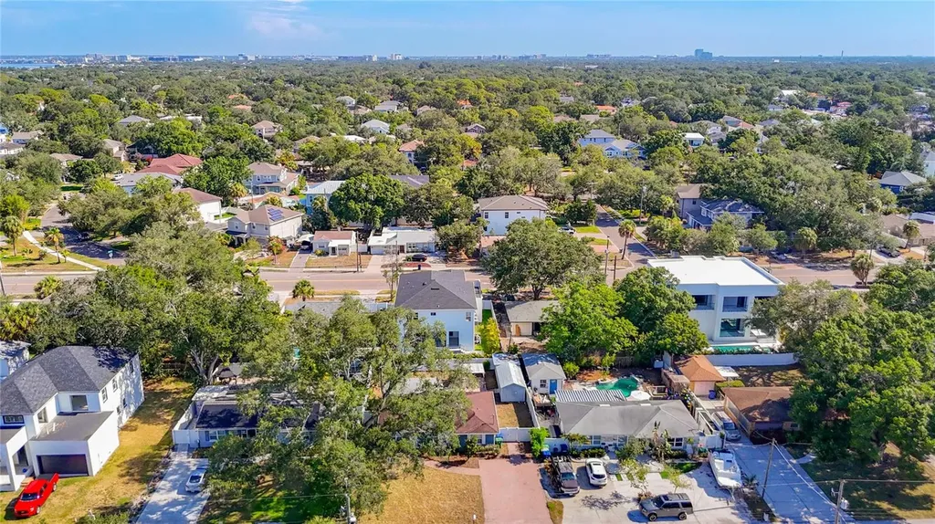 4431 W Bay Villa Avenue Tampa FL 33611