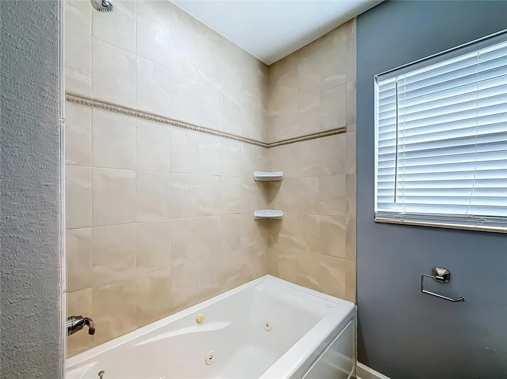 4431 W Bay Villa Avenue Tampa FL 33611