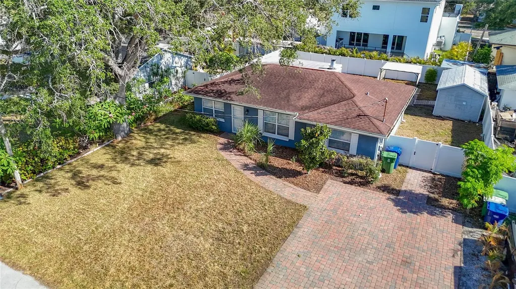 4431 W Bay Villa Avenue Tampa FL 33611