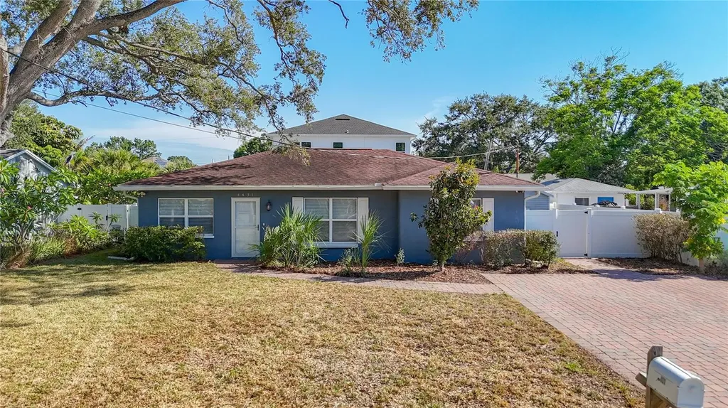 4431 W Bay Villa Avenue Tampa FL 33611