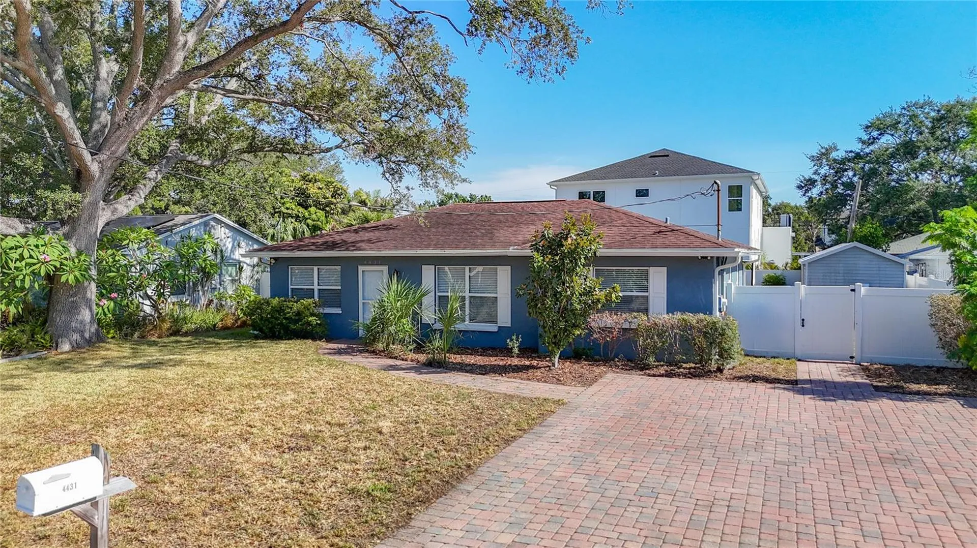 4431 W Bay Villa Avenue Tampa FL 33611
