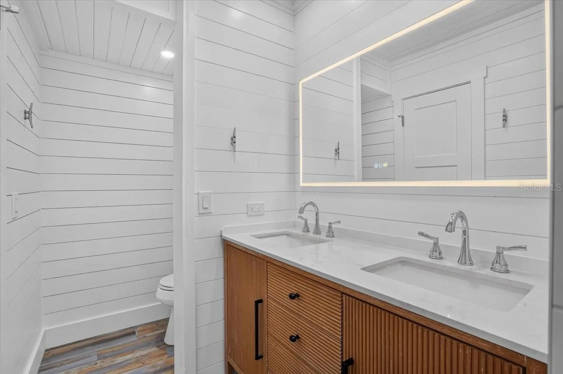 18 Seaside Court Holmes Beach FL 34217