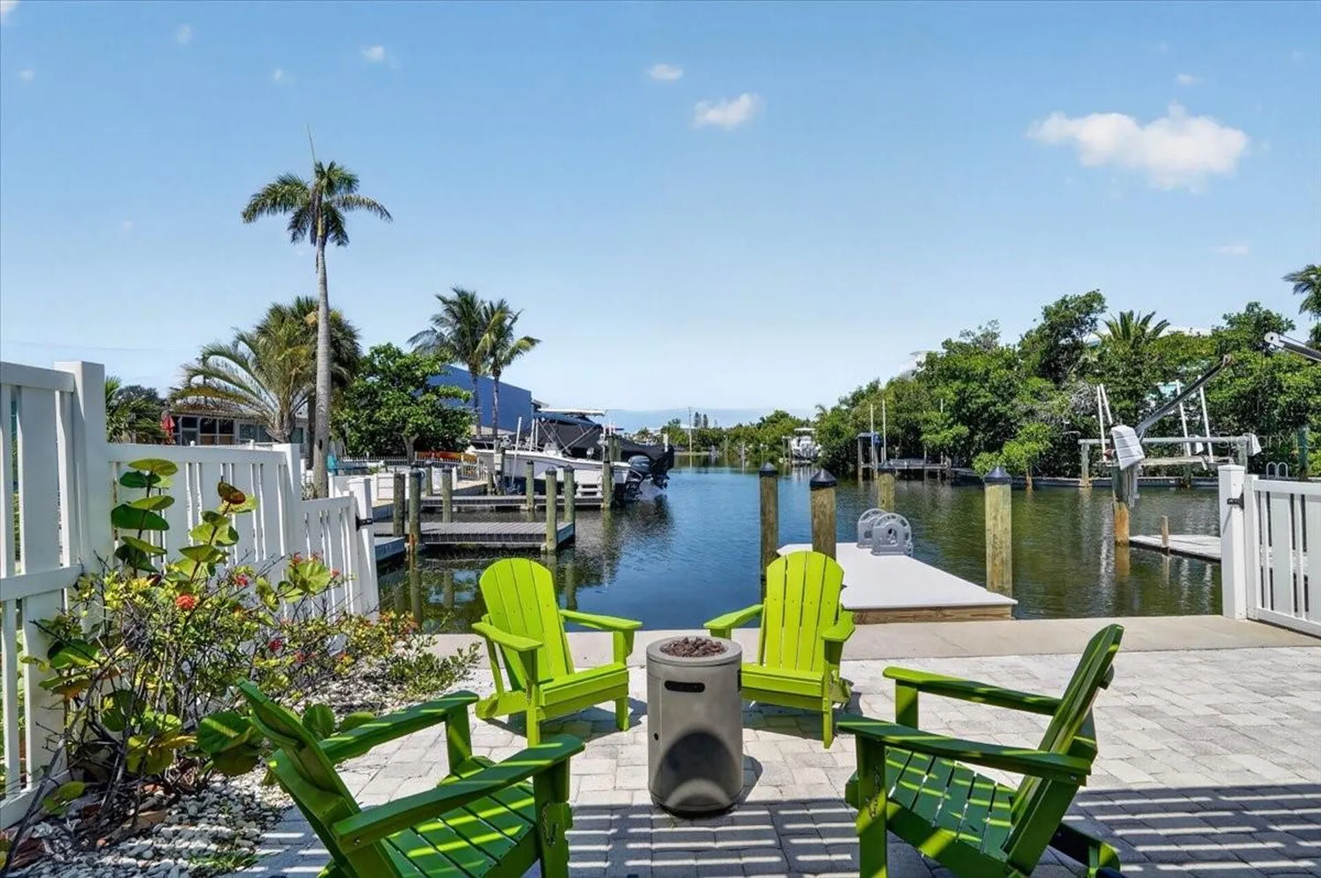 18 Seaside Court Holmes Beach FL 34217