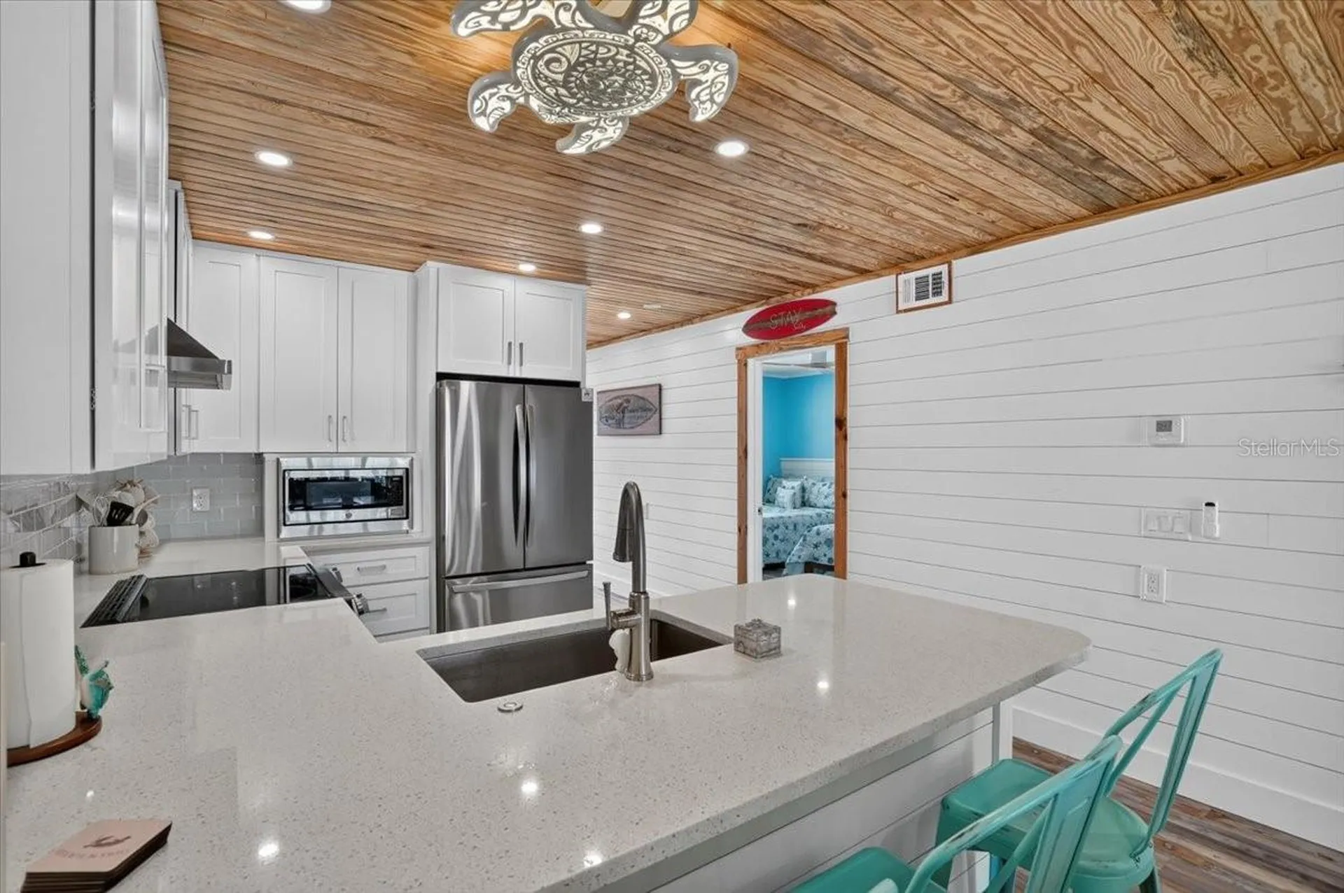 18 Seaside Court Holmes Beach FL 34217